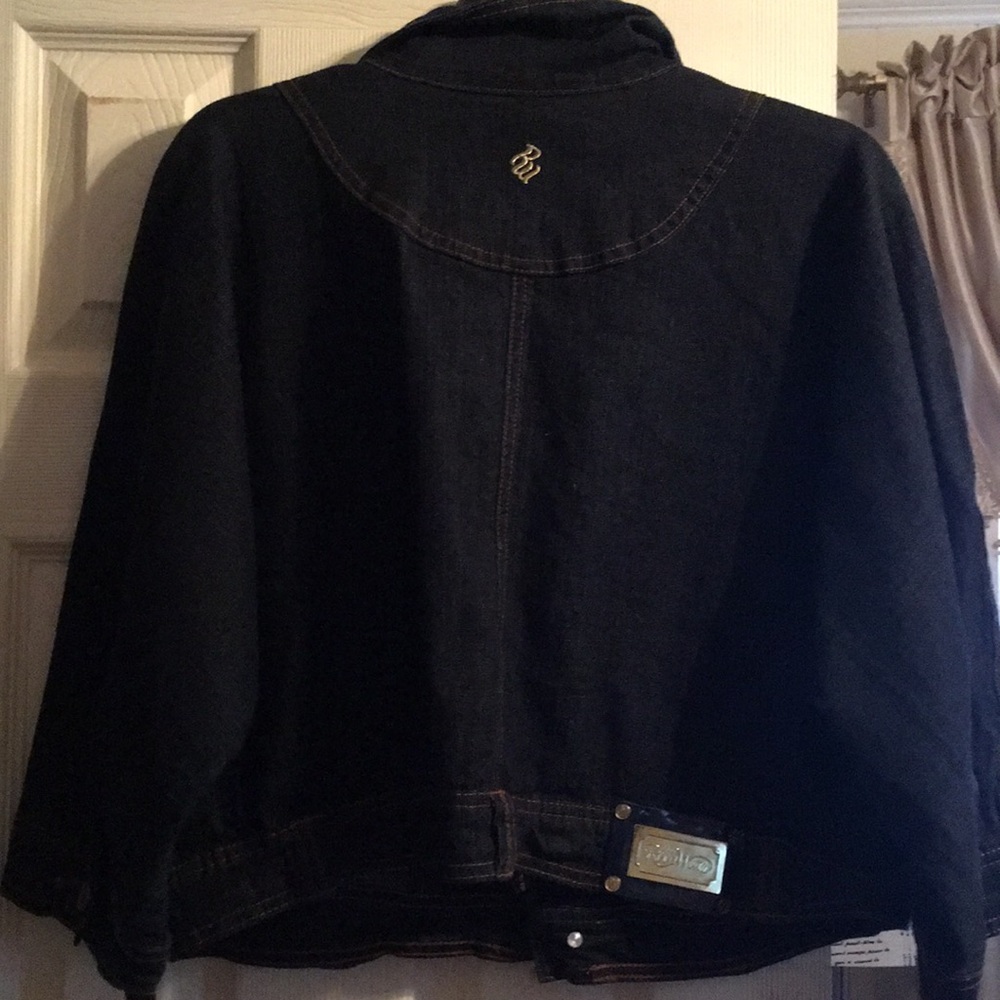 Jacket - Picture 2 of 2
